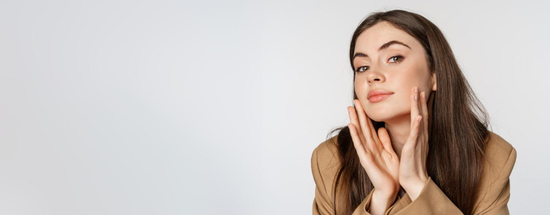 La gelée royale pour la peau : un produit naturel pour obtenir une peau douce et enviée